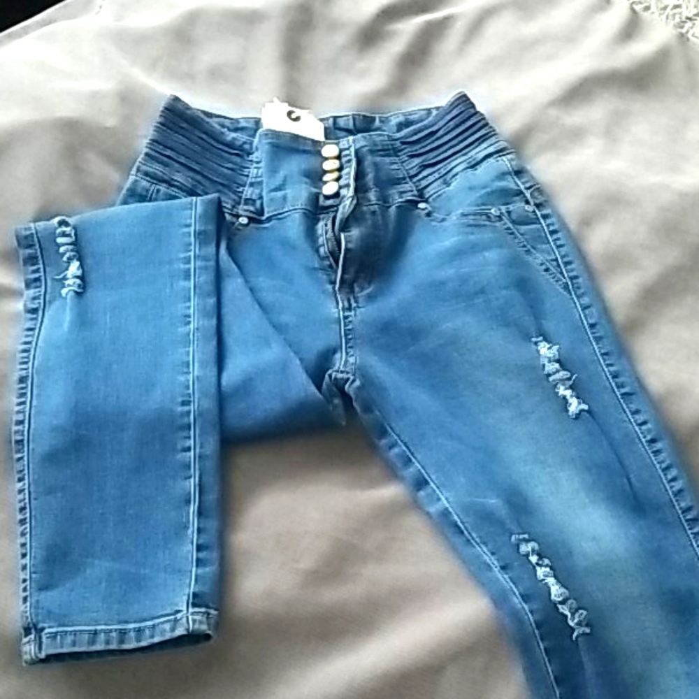 High waisted jean